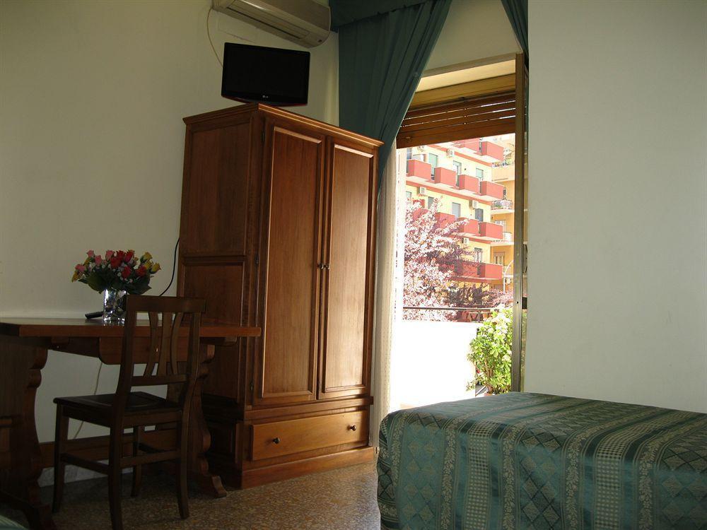 רומא The Condottieri Rooms מראה חיצוני תמונה
